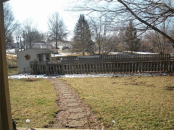 3rd image of 3314 Sunnyside Dr