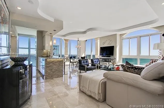 2080 S Ocean Dr — Photo 14
