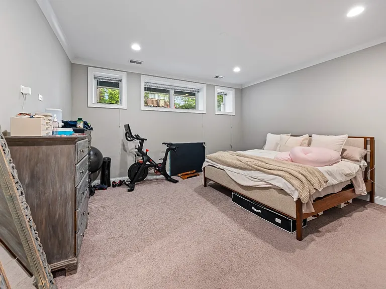 1513 W Diversey Pkwy #1517-1E — Photo 14