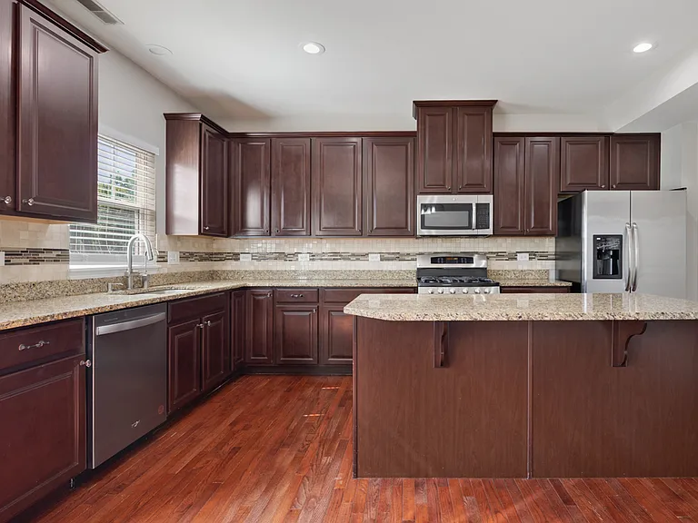 3563 Gabrielle Ln — Photo 10