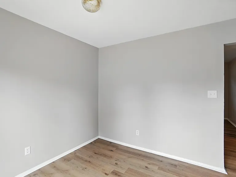 253 S Liberty St #2 — Photo 12