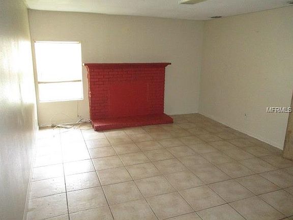 5th image of 3401 W Grove St