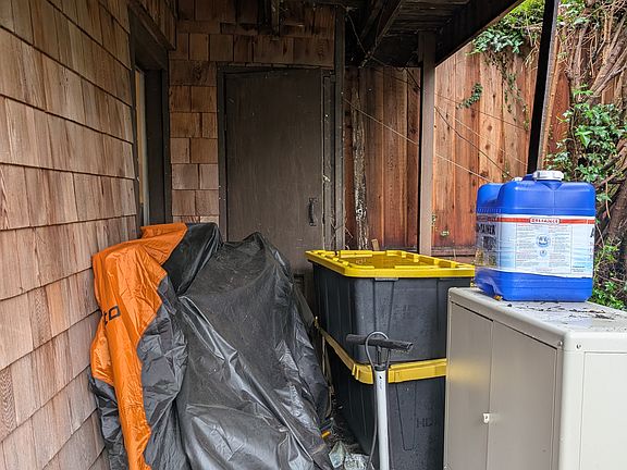 3rd image of 3247 Harrison St Unit C