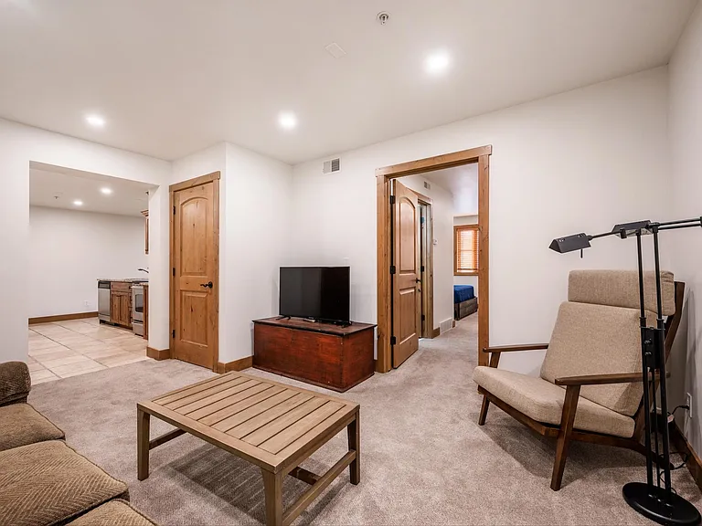 2260 Park Ave #9 — Photo 7