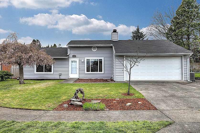 1st image of 1932 66th Ave NE
