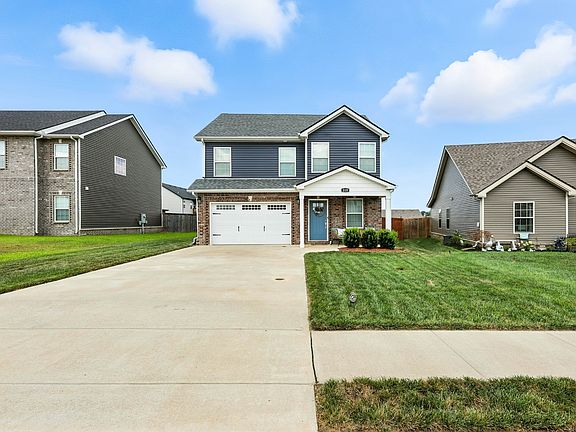 3rd image of 319 Dugger Dr