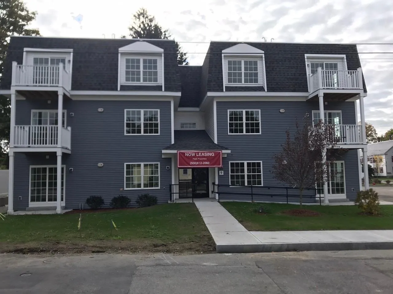 9 West St — Photo 1