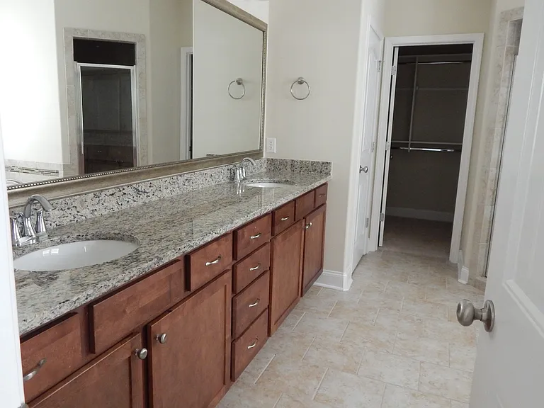612 Wyndham Way — Photo 42