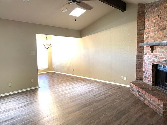 2nd image of 4402 Thomason Dr APT B