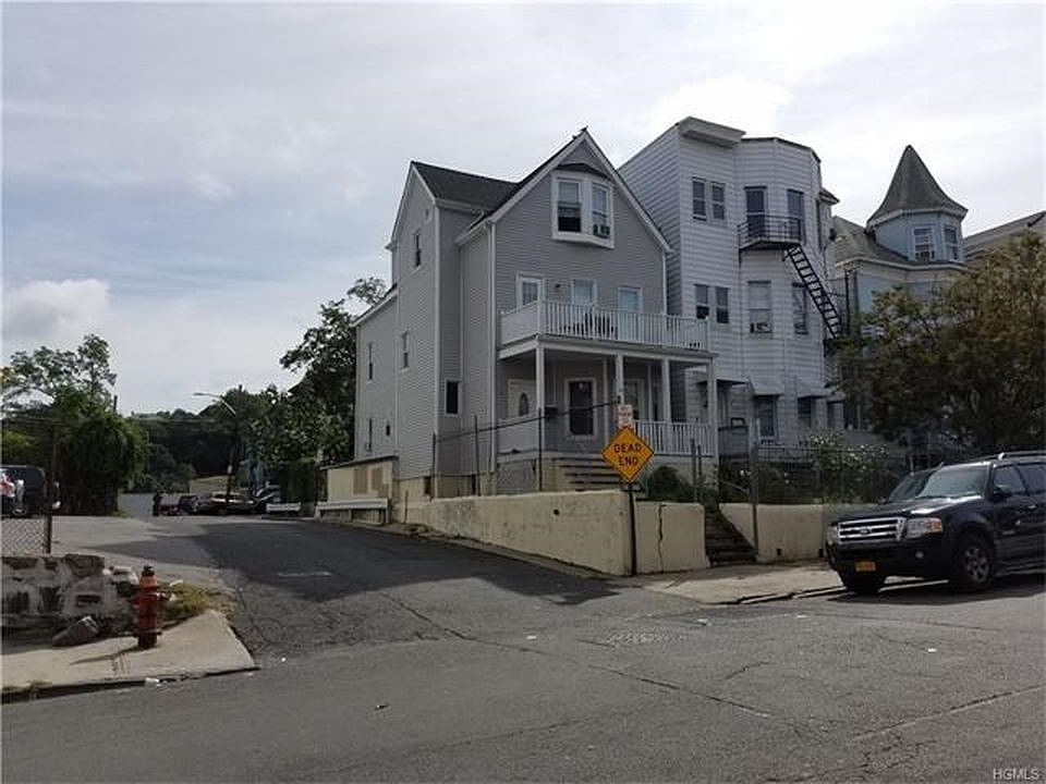 2nd image of 40 Caroline Ave