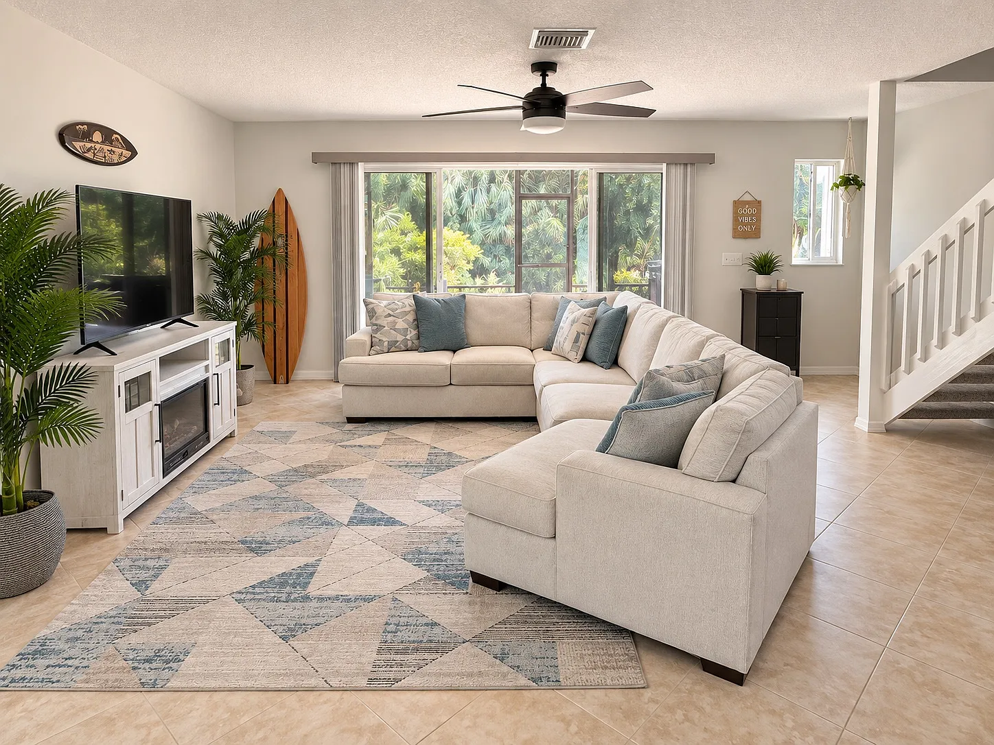 3 bed, 2036 sqft, $4,000 — Photo 3