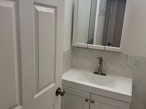 5th image of 339 Ocean Ave #1