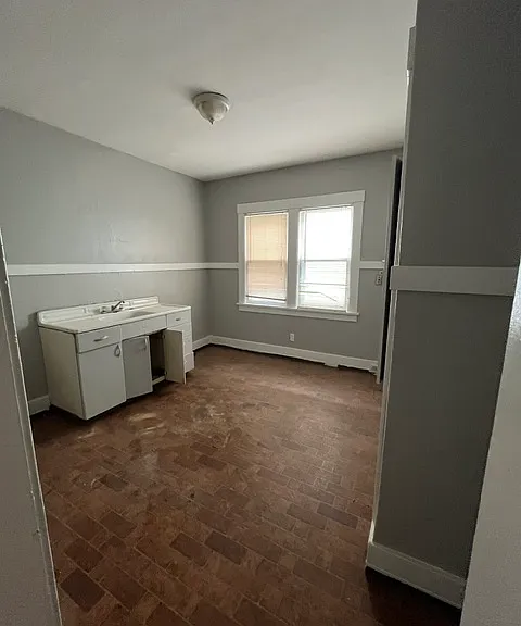 54-56 Hooker St #54 — Photo 6