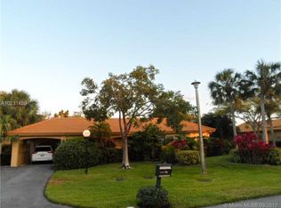 1102 W Cypress Dr #V-2, Pompano Beach, FL 33069