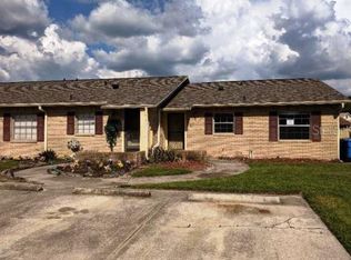 9533 Lake Park Dr #A, Thonotosassa, FL 33592