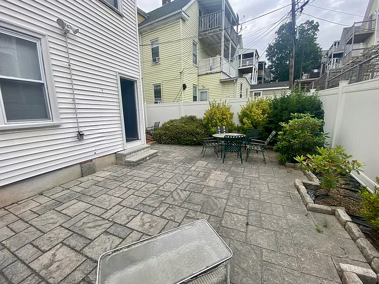 17 Woodlawn St #3 — Photo 19
