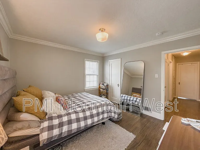 2122 S 1800 E — Photo 37