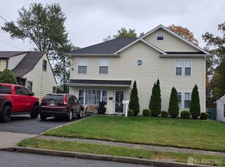 424 Remsen Ave, Avenel, NJ 07001