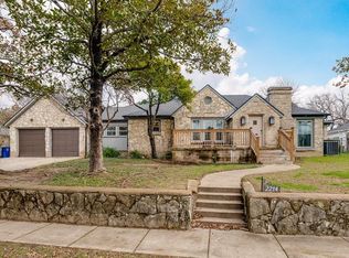 2214 Berwick Ave, Dallas, TX 75203