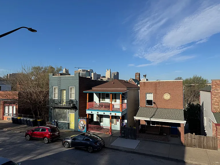 517 Gillis St #201 — Photo 3