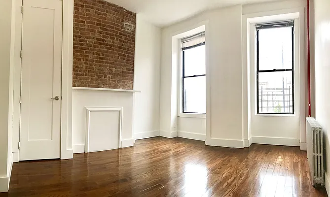 Rented by Zjama Realty Corp | media 17