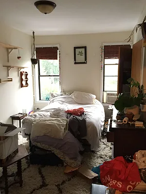 Rented by null | media 14