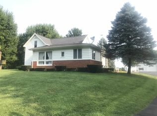 6966 W 1300 S, Silver Lake, IN 46982