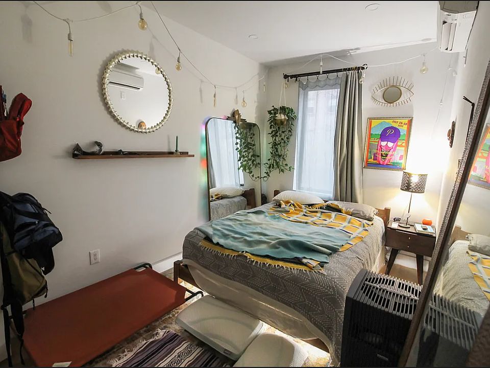2nd image of 271 Ainslie St Floor 1
