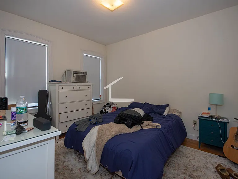 4 Park Vale Ave #8 — Photo 5