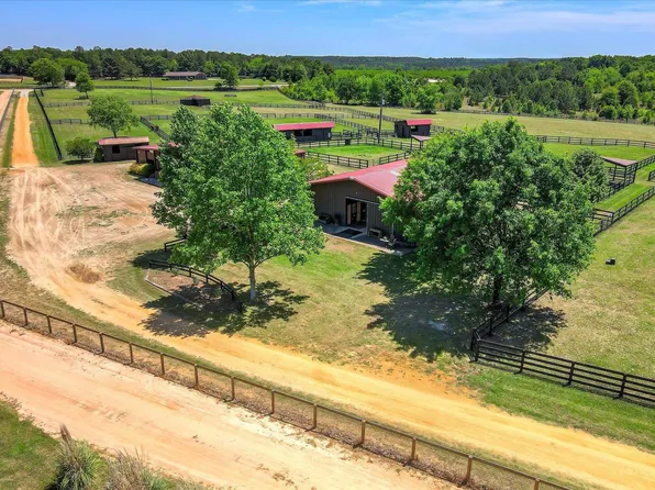 929 Airport Rd, Johnston, SC 29832