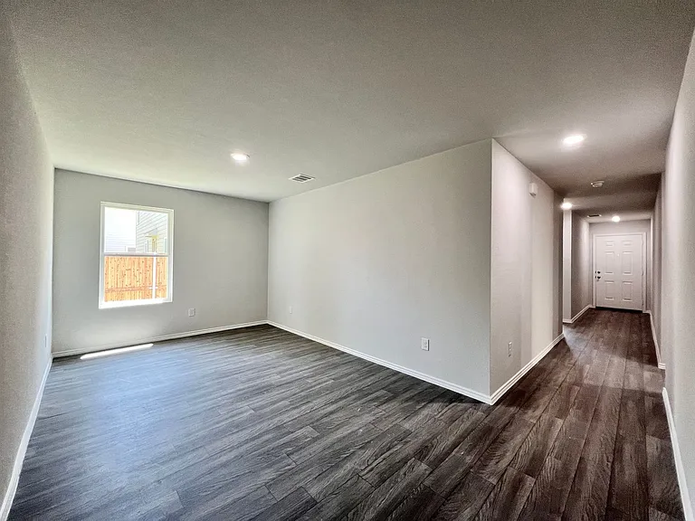 544 Quail Meadows Dr — Photo 16