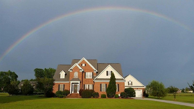 1st image of 989 Sunnyfield Dr