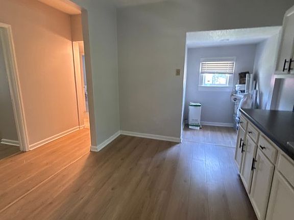 5th image of 612 Wise Ave