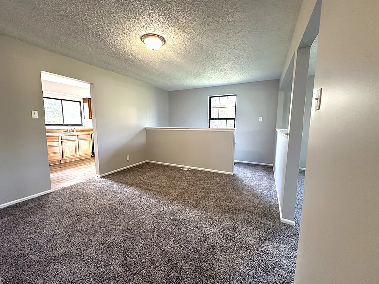 10063 Northgate Dr — Photo 6