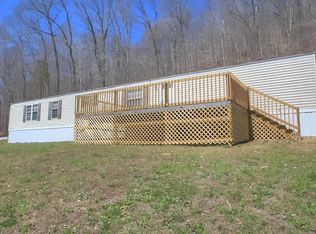 1909 Dog Trot Rd, Frenchburg, KY 40322