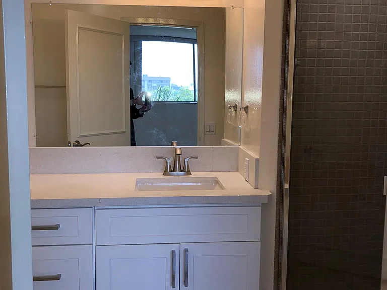 100 S Doheny Dr #523 — Photo 66