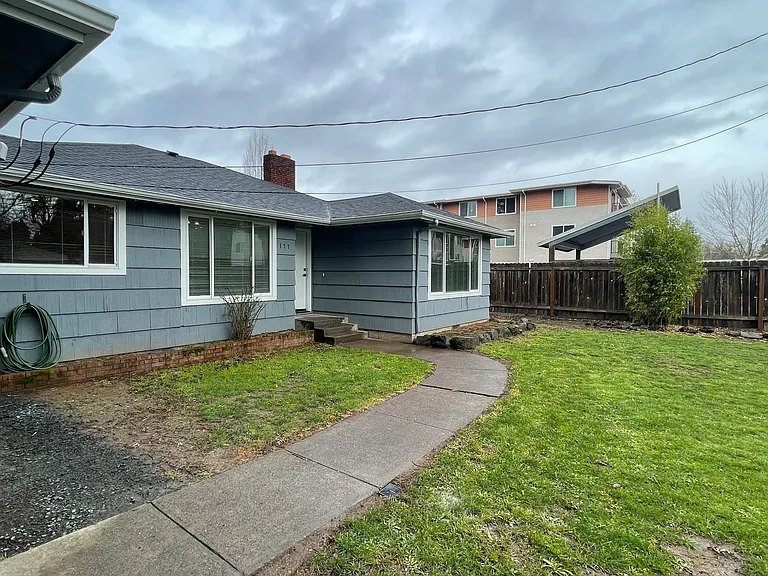 177 Harvey Ave — Photo 3