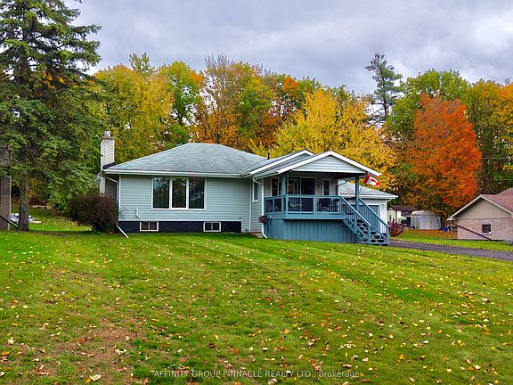 3rd image of 30 Cove Rd
