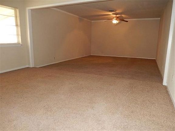 2nd image of 212 Dupont Cir