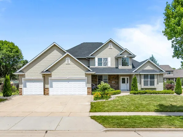 224 E Wentworth Ln, Appleton, WI 54913