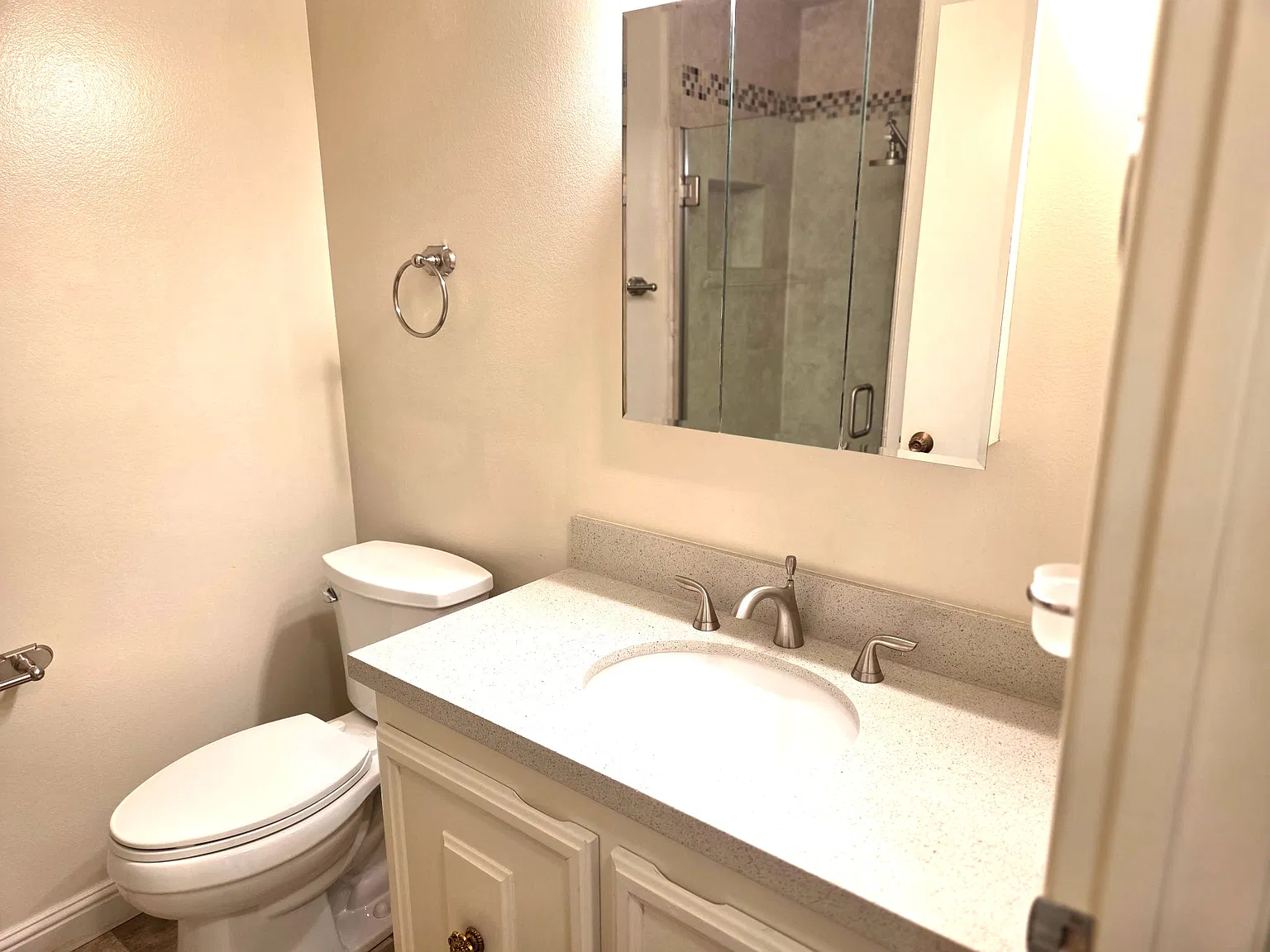 An active 55+ luxury gated community in the Evergreen Hills of Silicon Valley — Photo 4