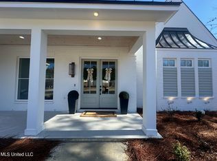 418 W Oak Cir, Madison, MS 39110