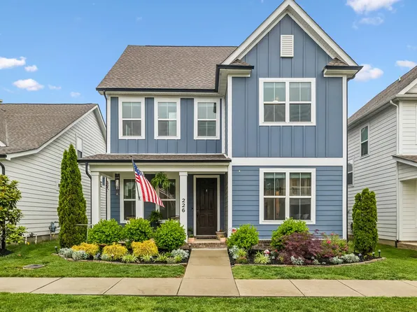 226 Southmen Ln, Spring Hill, TN 37174