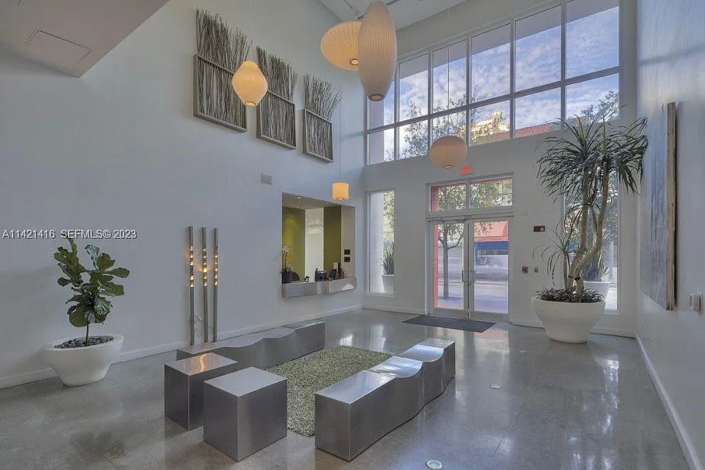 1 bed, 662 sqft, $2,200 — Photo 2