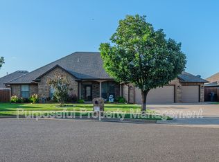 8833 NW 114th Cir, Oklahoma City, OK 73162