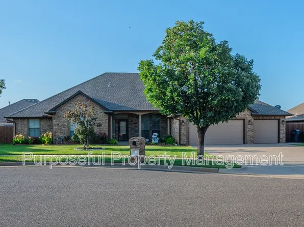 8833 NW 114th Cir, Oklahoma City, OK 73162
