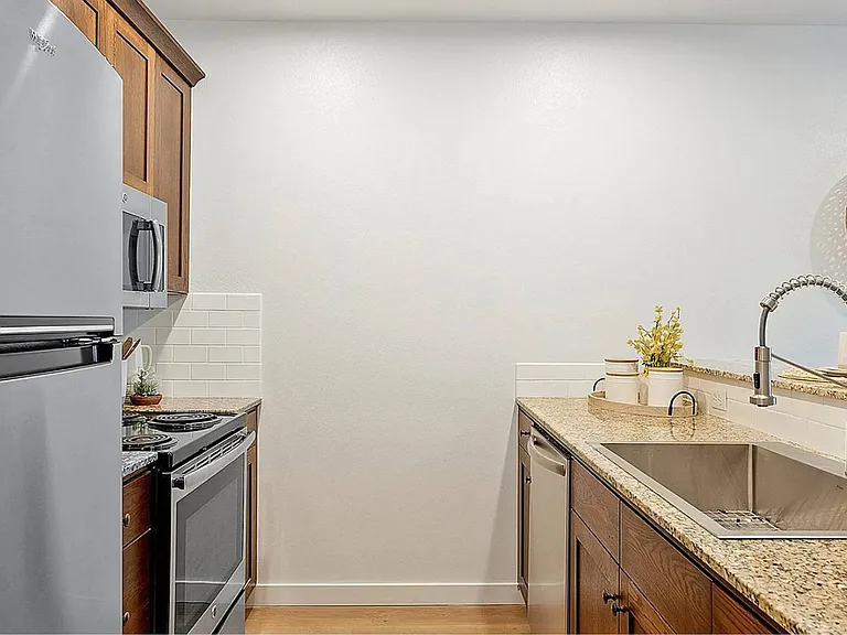Linder Springs Townhomes — Photo 12