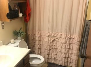 206 7th St, Durant, IA 52747