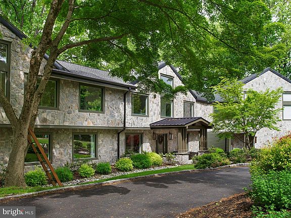 5th image of 50 Fairview Rd