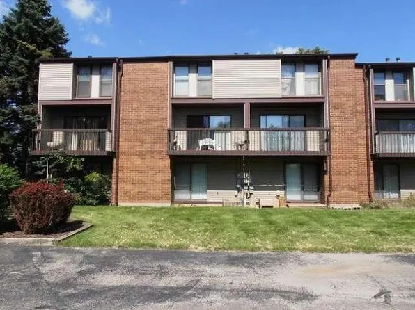 1421 W Edgerton Ave #716, Milwaukee, WI 53221
